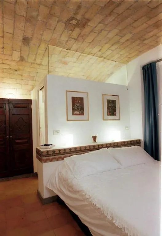 *** فندق مبيت وإفطار روما Villino Corbelli B&B إيطاليا